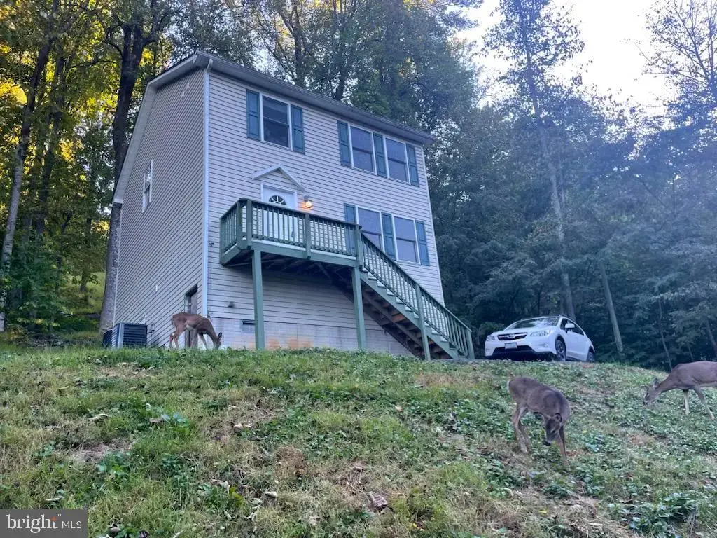 490 Split Rail Rd, FRONT ROYAL
