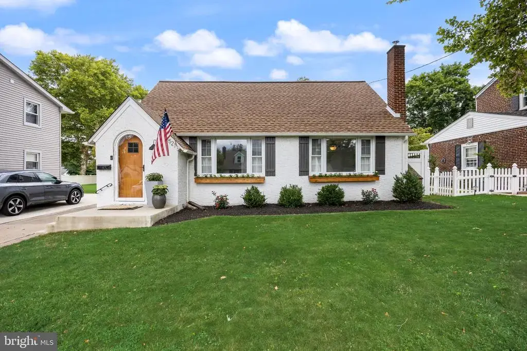 1521 Sycamore St, HADDON HEIGHTS