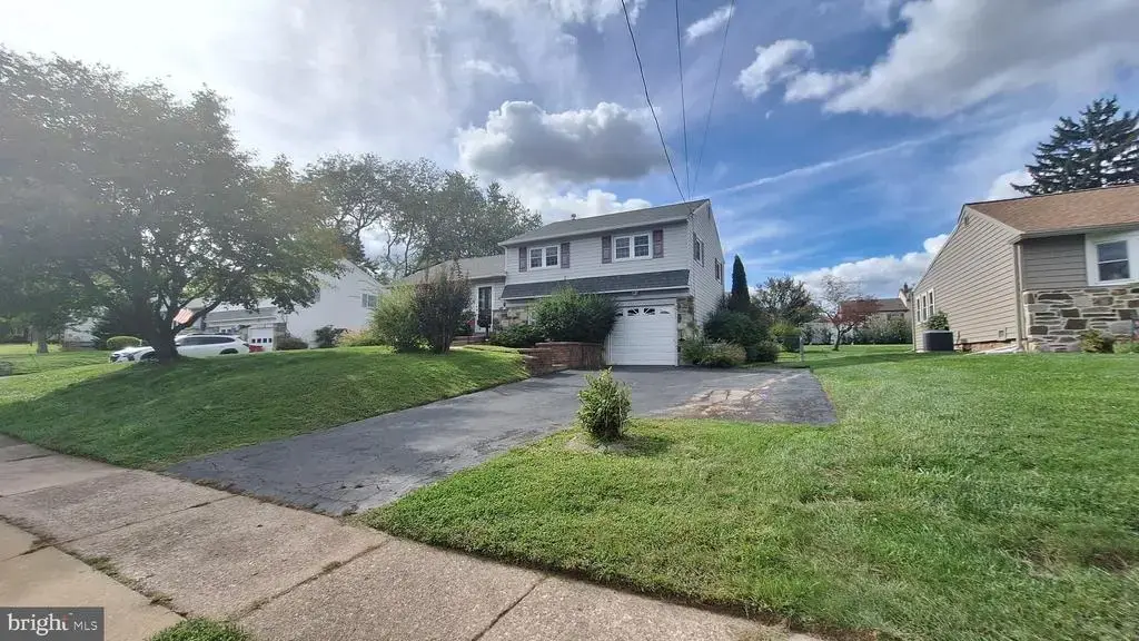925 Roberts Rd, WARMINSTER