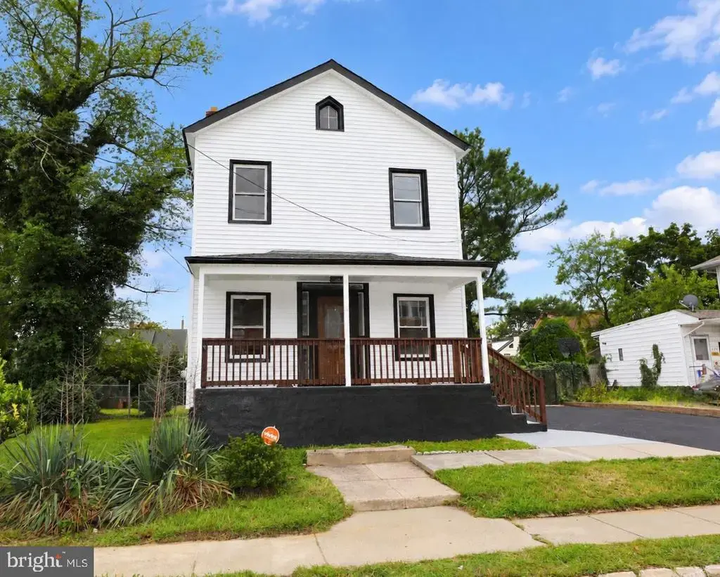 347 Parkway Ave, TRENTON