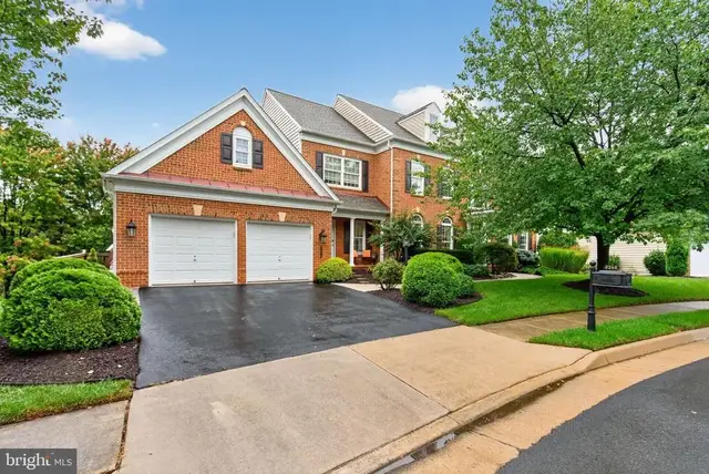 8248 Native Violet Dr, Lorton