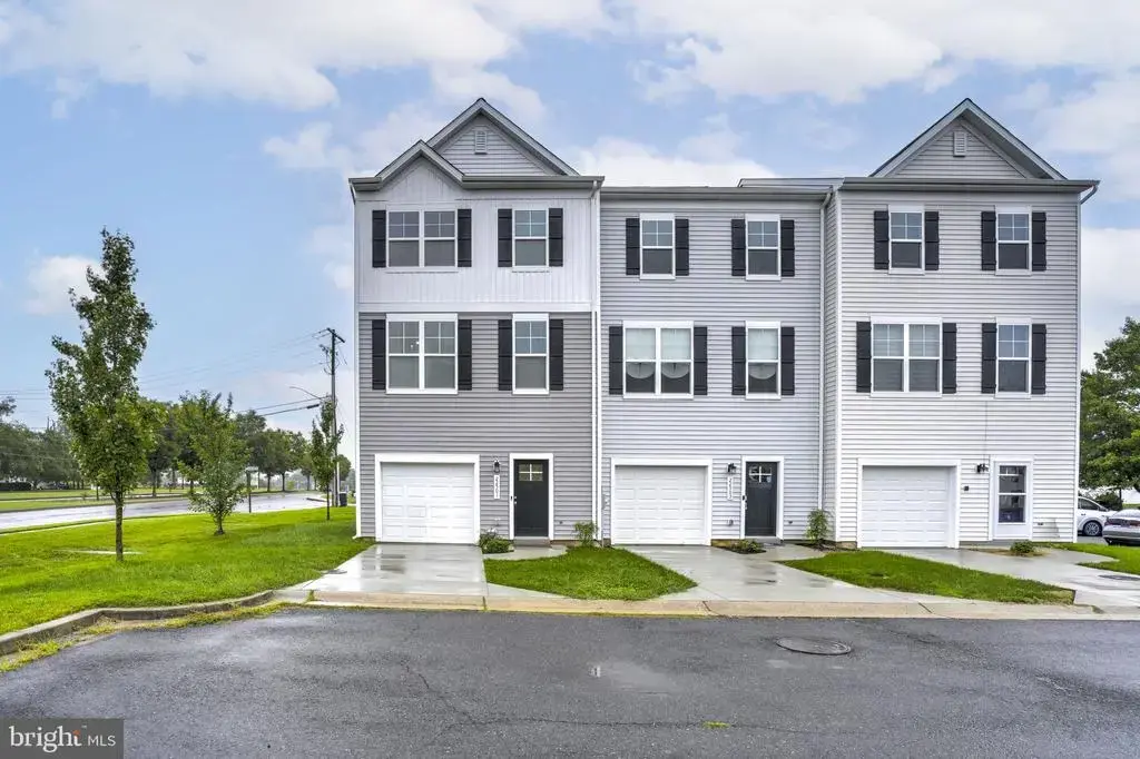 22501 E Maxine Way, GREAT MILLS