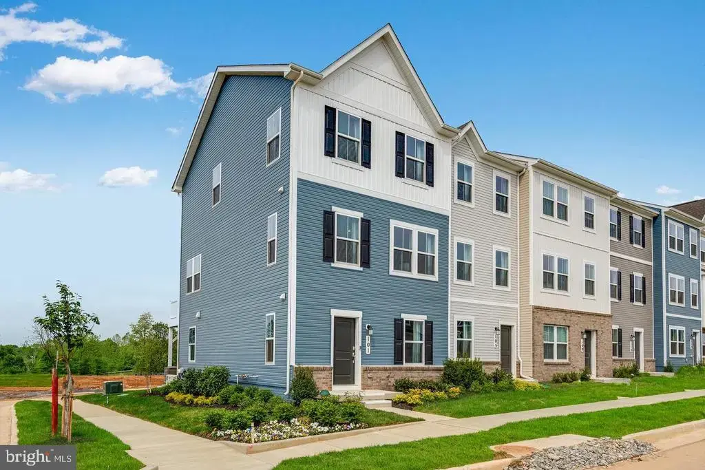 296 Swan Field Ave #hs 287, RANSON