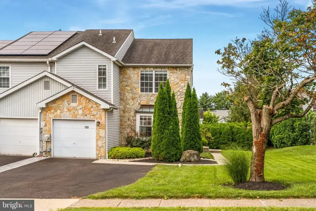 120 Forge Ln, FEASTERVILLE-TREVOSE