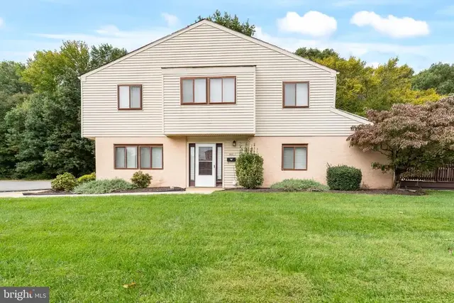 1802 Chelmsford Cir #1802, Newark