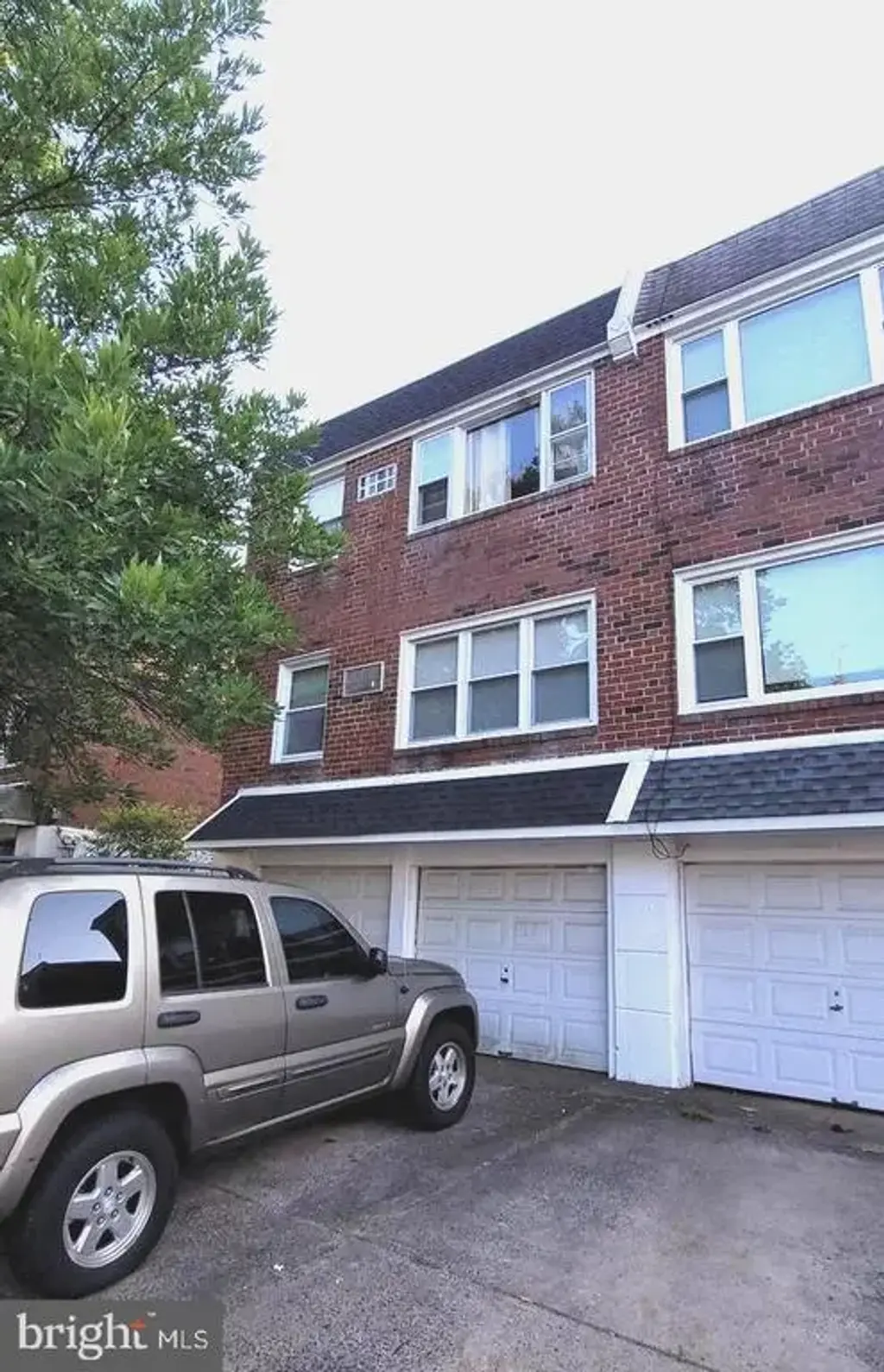 216 Lockart Ter, PHILADELPHIA