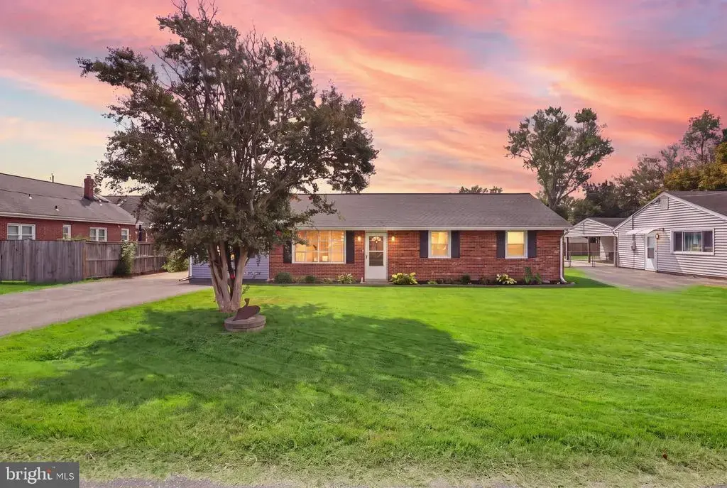 1103 Laurel St, WOODBRIDGE