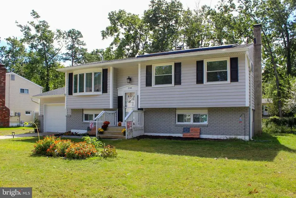 210 Montana Trl, BROWNS MILLS