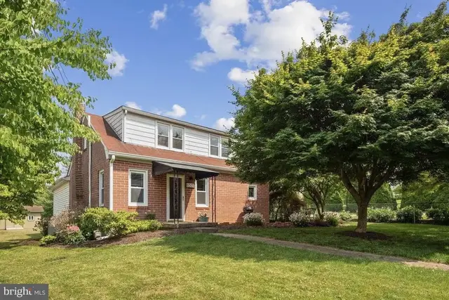6521 Marvin Ave, Sykesville