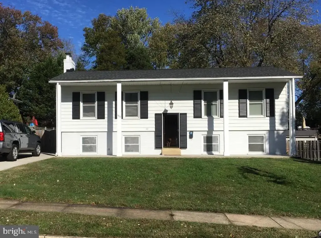 3612 Colony Rd, FAIRFAX