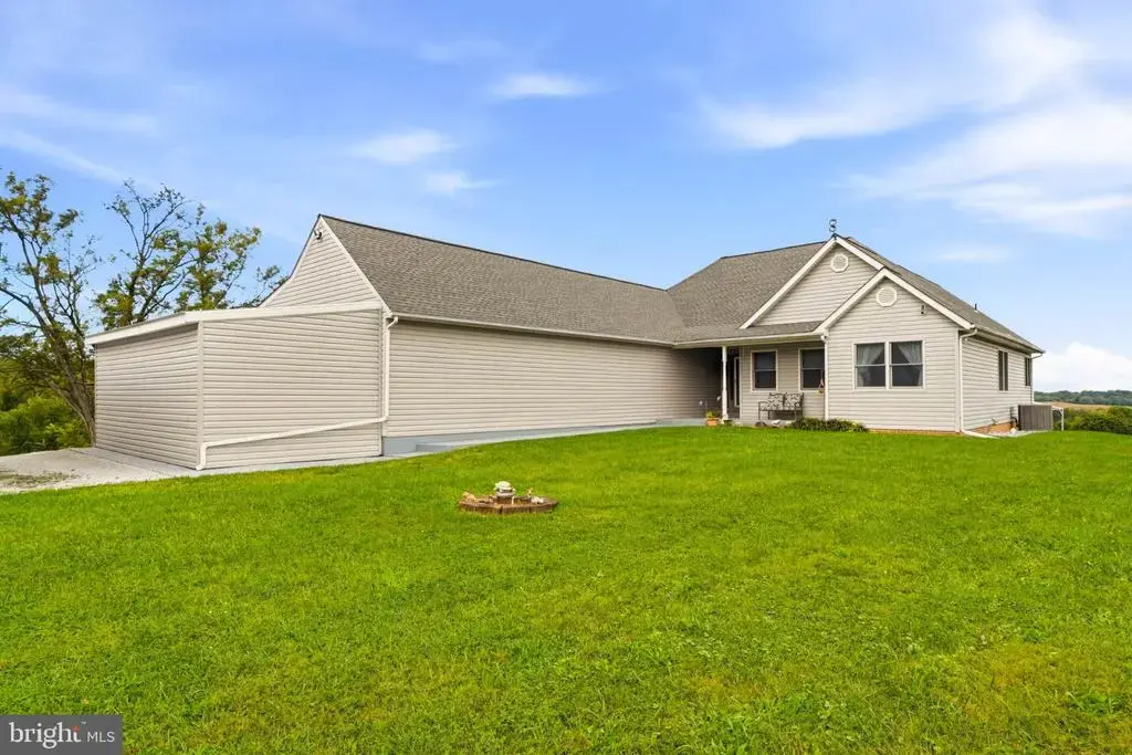 1888 Uniontown Rd, WESTMINSTER