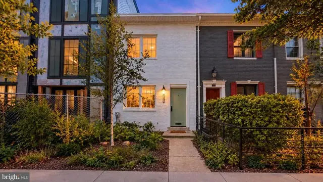 1527 K St Se, Washington