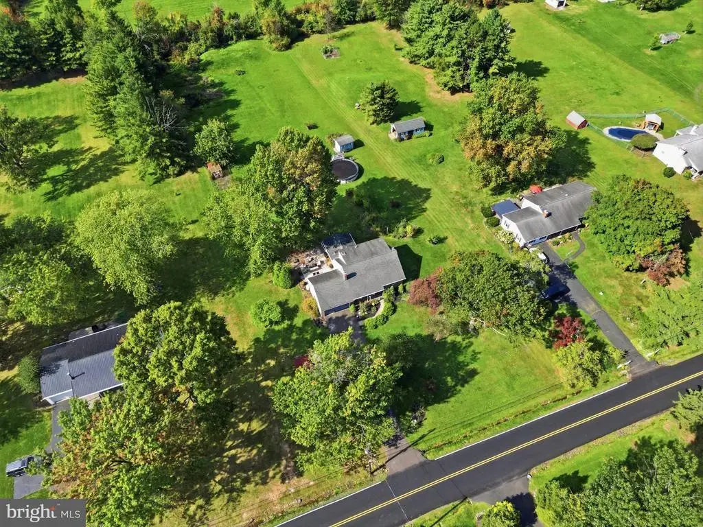 1103 Fairhill Rd, SELLERSVILLE