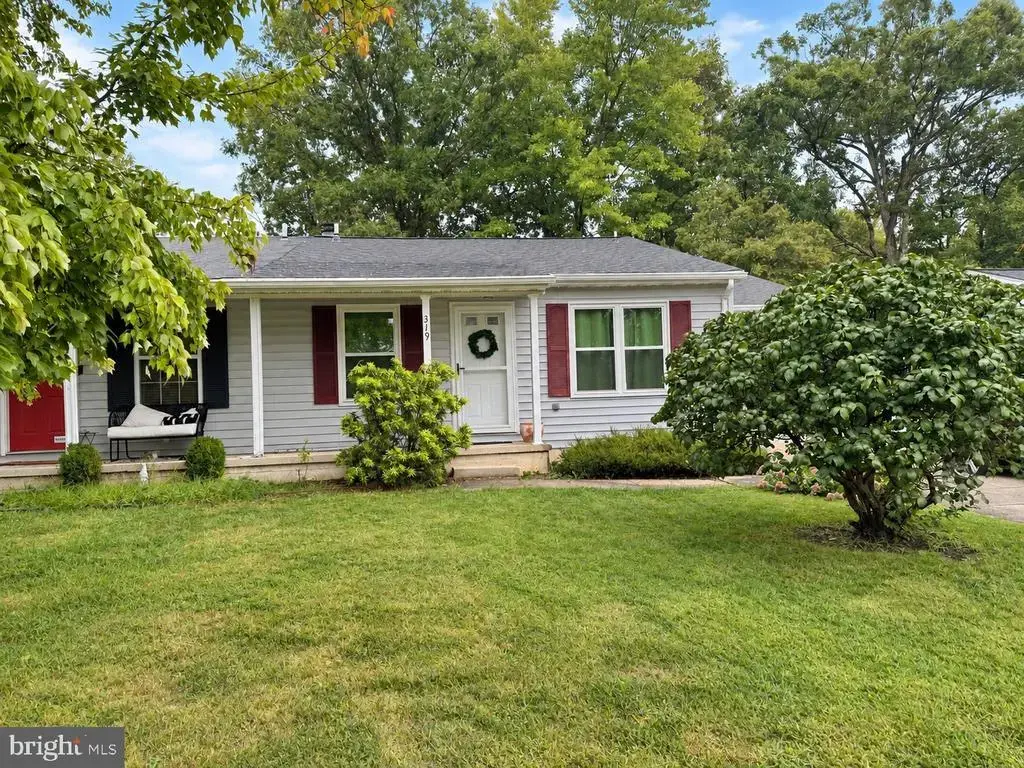 319 Frederick Dr, LA PLATA
