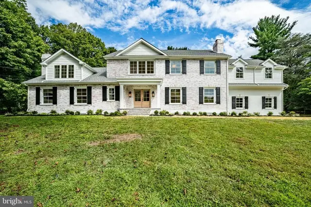 1019 Morris Ave, Bryn Mawr