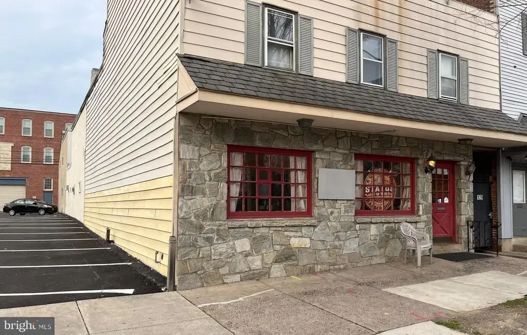 129 E High St #unit A, POTTSTOWN