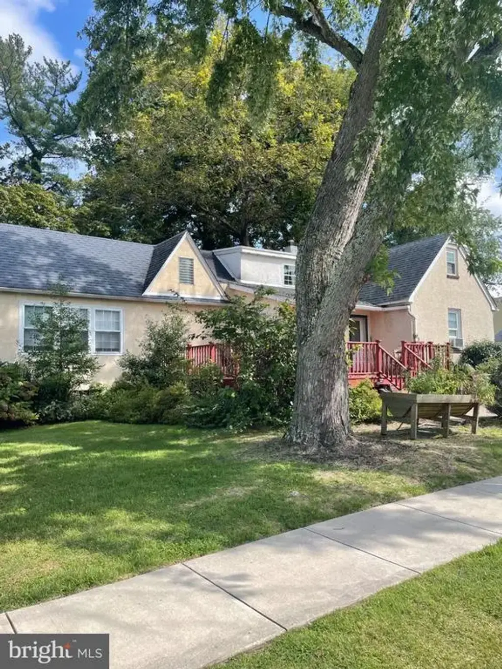 103 Seneca St, ESSINGTON