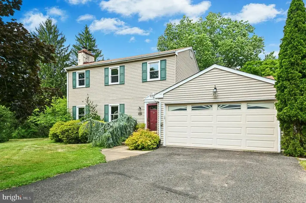 4253 Biddeford Cir, DOYLESTOWN