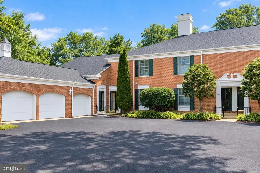 9518 Quail Hollow #702, SAINT MICHAELS
