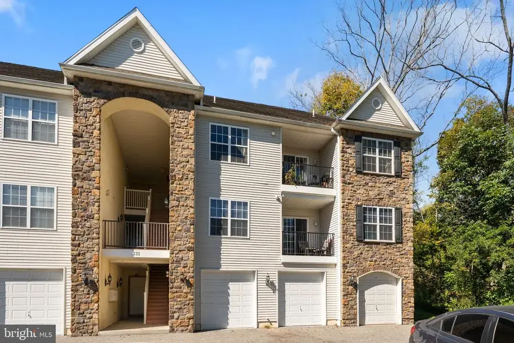 131 E 1st Ave #11, COLLEGEVILLE