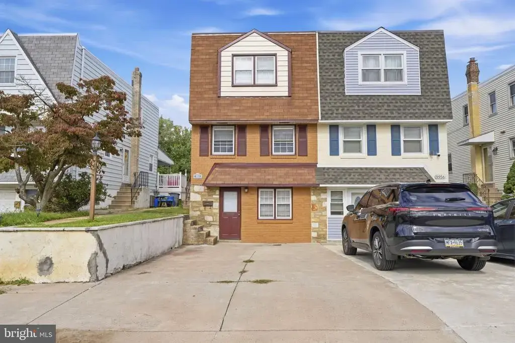 9954 Bridle Rd, PHILADELPHIA