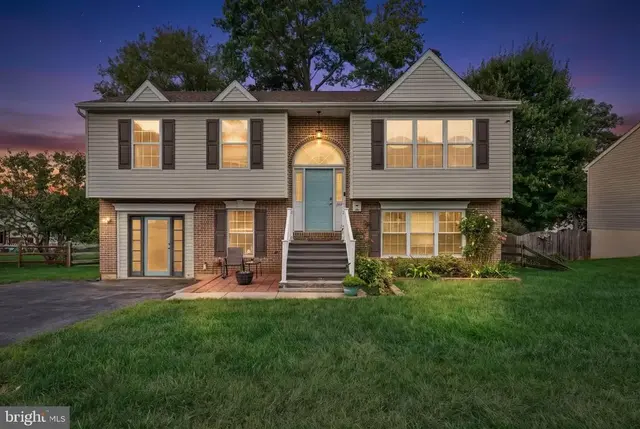 127 Independence Dr, Elkton