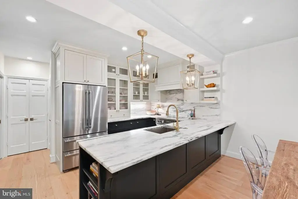 3249 Sutton Pl Nw #c, WASHINGTON