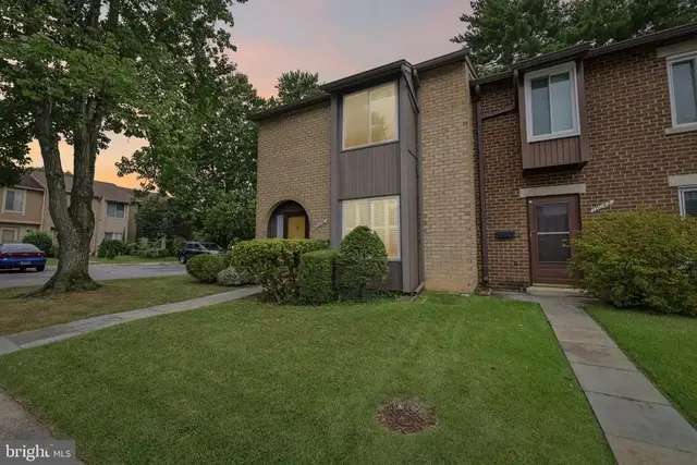 10040 Wedge Way, Gaithersburg