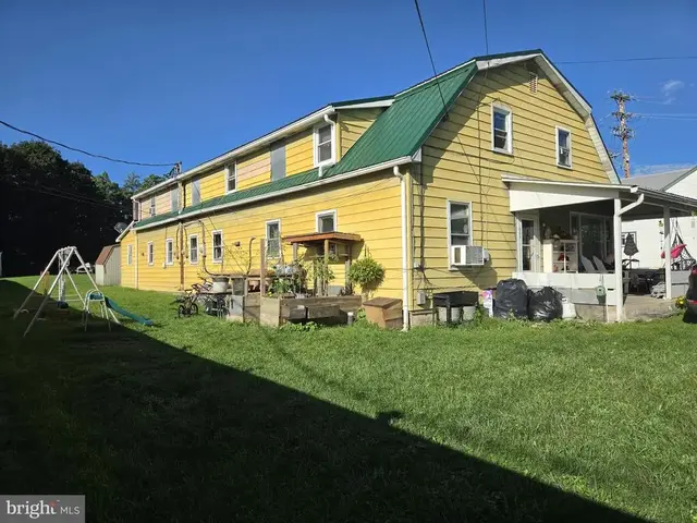 126 College Ave, Milroy