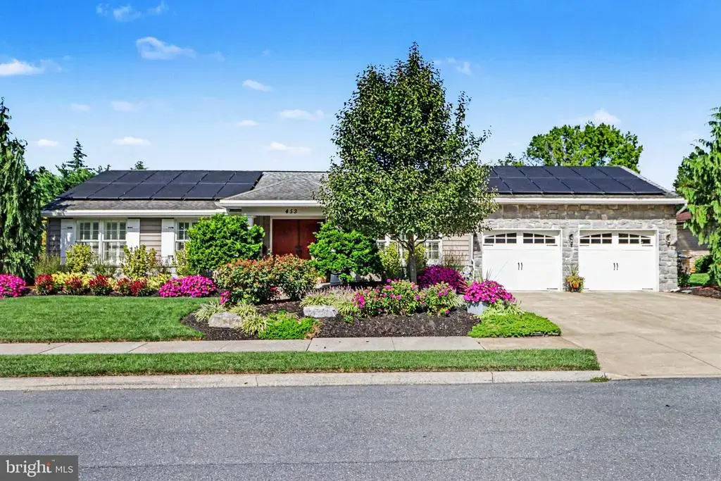 453 Maple Ave, HERSHEY