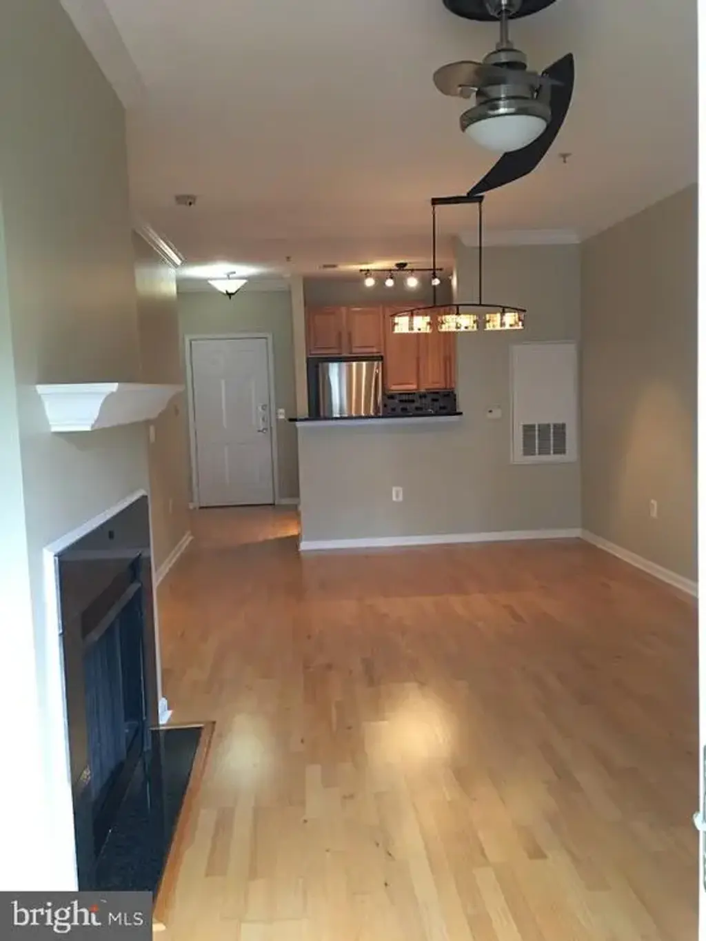9490 Virginia Center Blvd #323, VIENNA