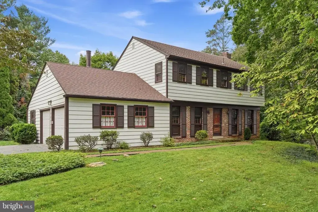 427 Old Eagle School Rd, WAYNE