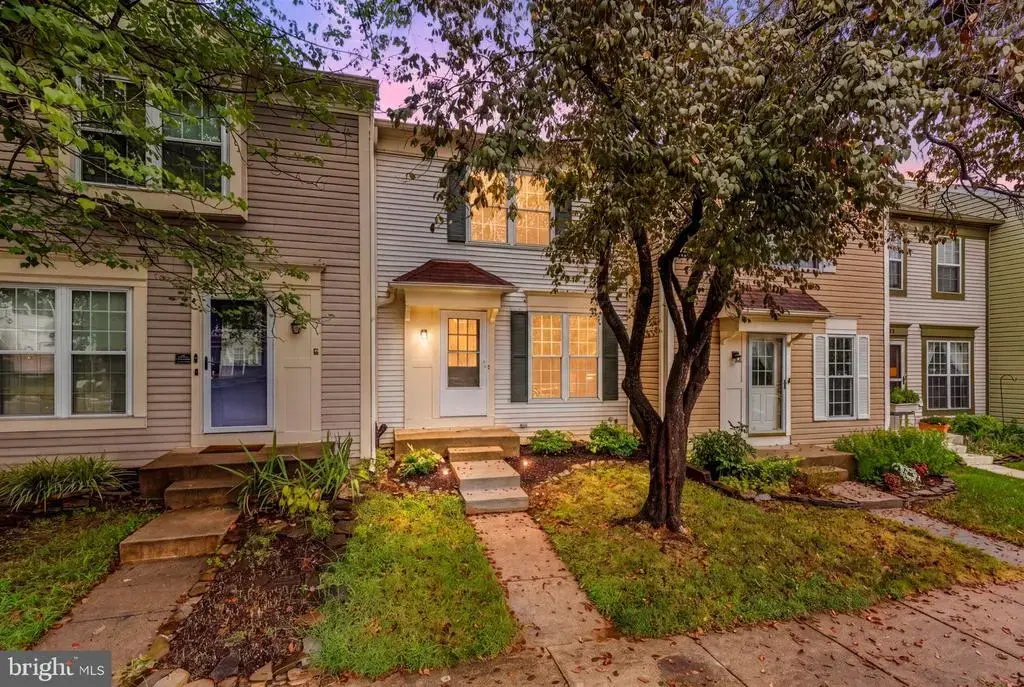 8071 Topper Ct, ALEXANDRIA