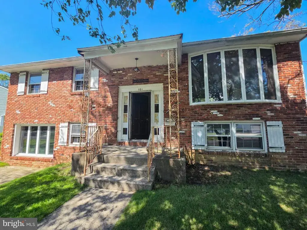 101 Schoolhouse Ln, MOUNT LAUREL