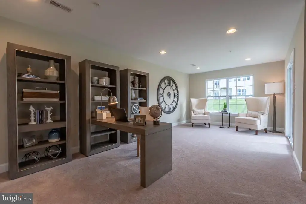 157 Woodwinds Dr, COLLEGEVILLE