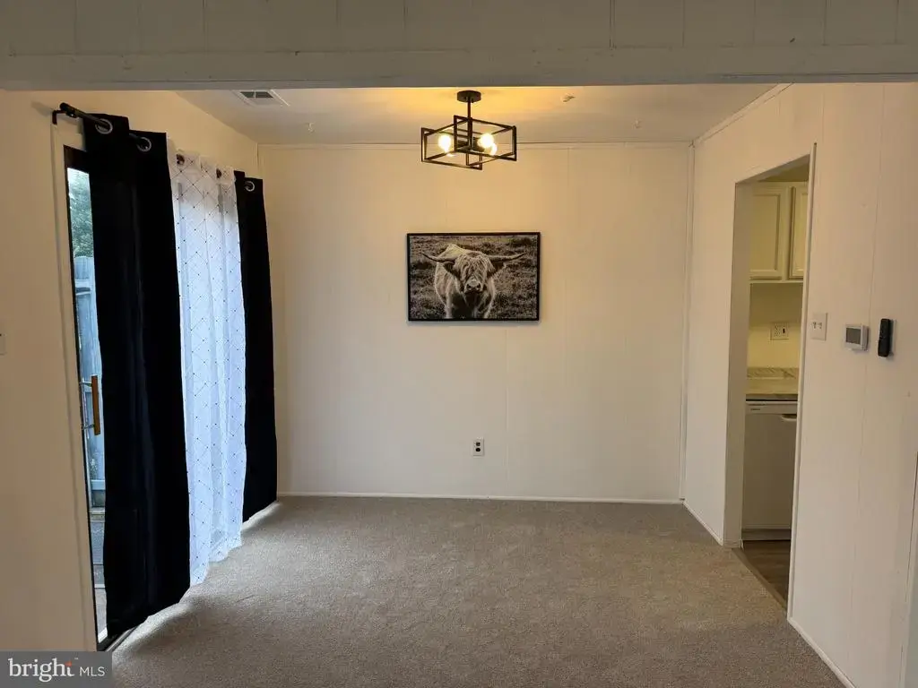 77 Cedarwood Ct, WEST DEPTFORD