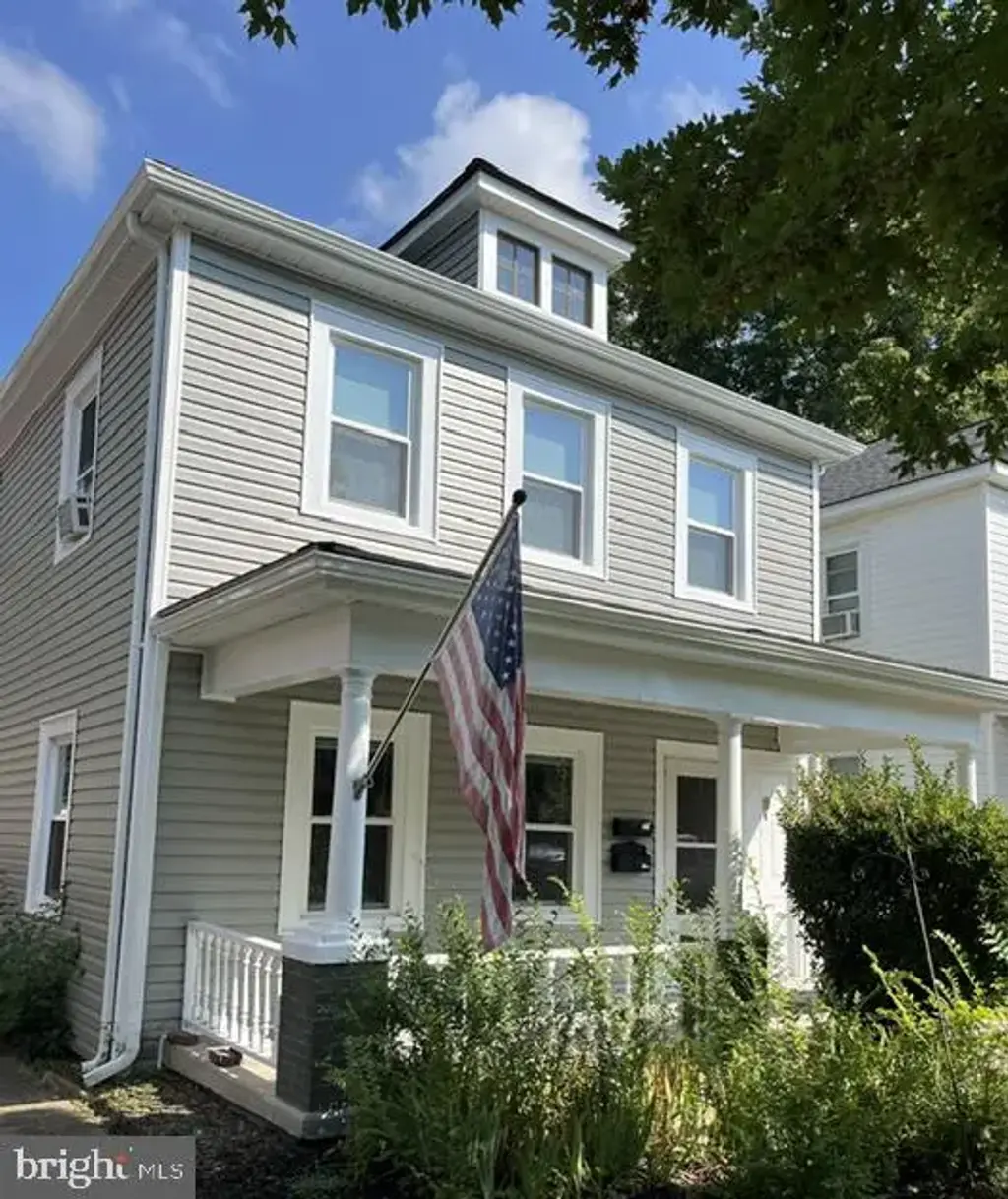 807 Wolfe St, FREDERICKSBURG