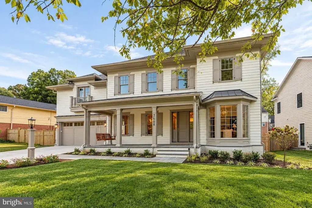 7608 Leesburg Dr, BETHESDA