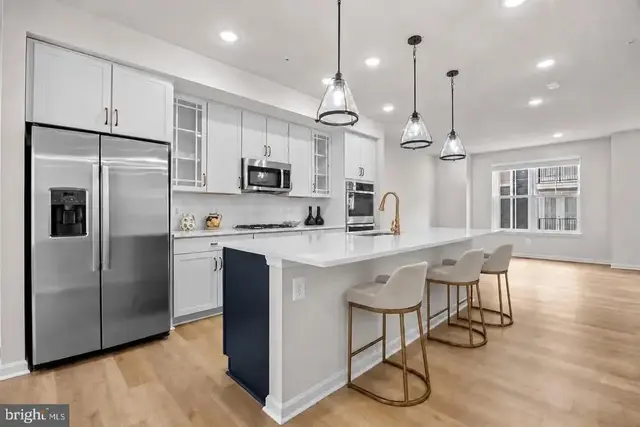 402 Matlock Ln, Frederick