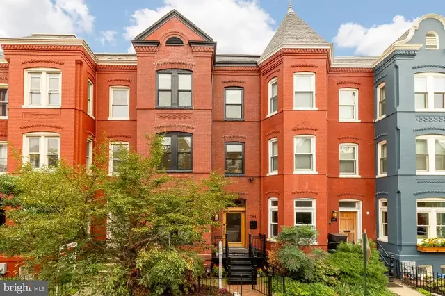944 Westminster St Nw, Washington