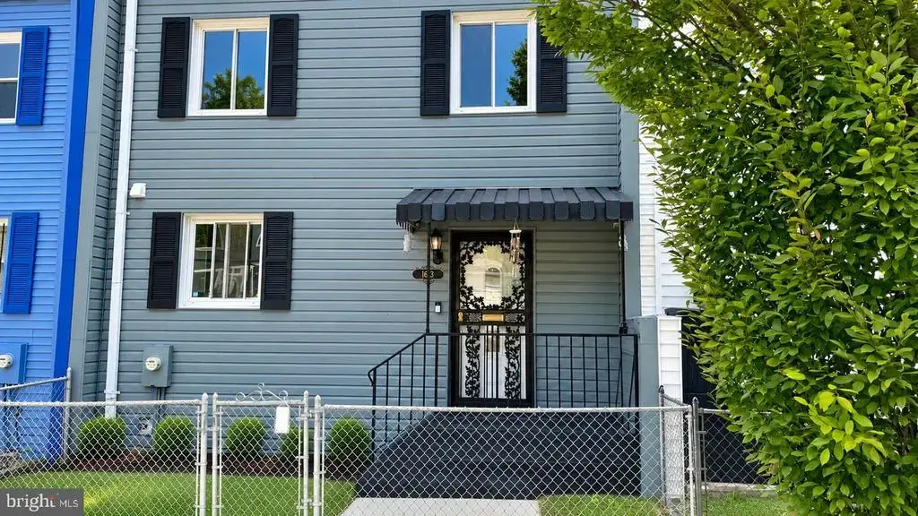 1643 11th Pl Ne, WASHINGTON