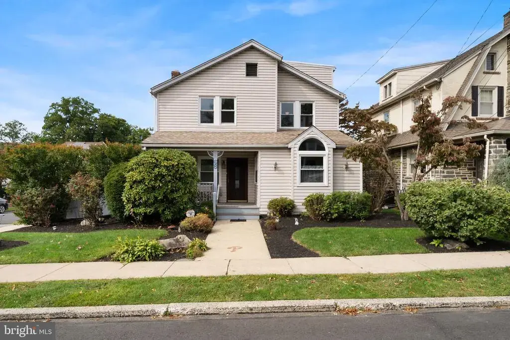 68 Yale Rd, HAVERTOWN