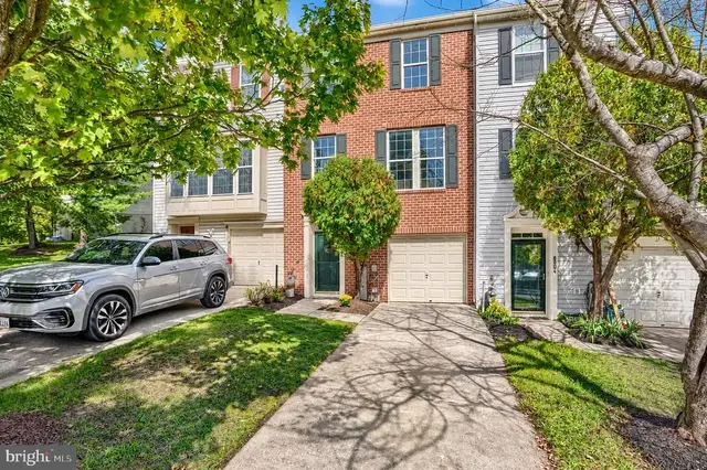 8806 Papillon Dr, Ellicott City