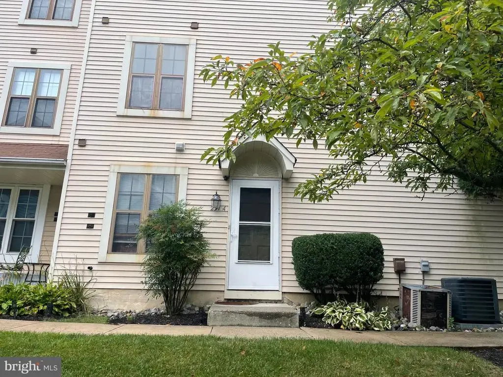291a Everly Ct, MOUNT LAUREL