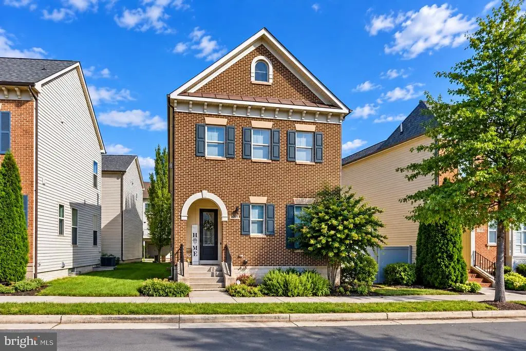 44642 Petersham Dr, ASHBURN