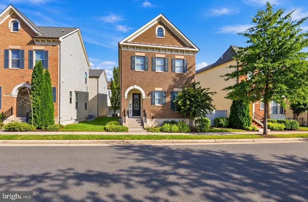 44642 Petersham Dr, ASHBURN