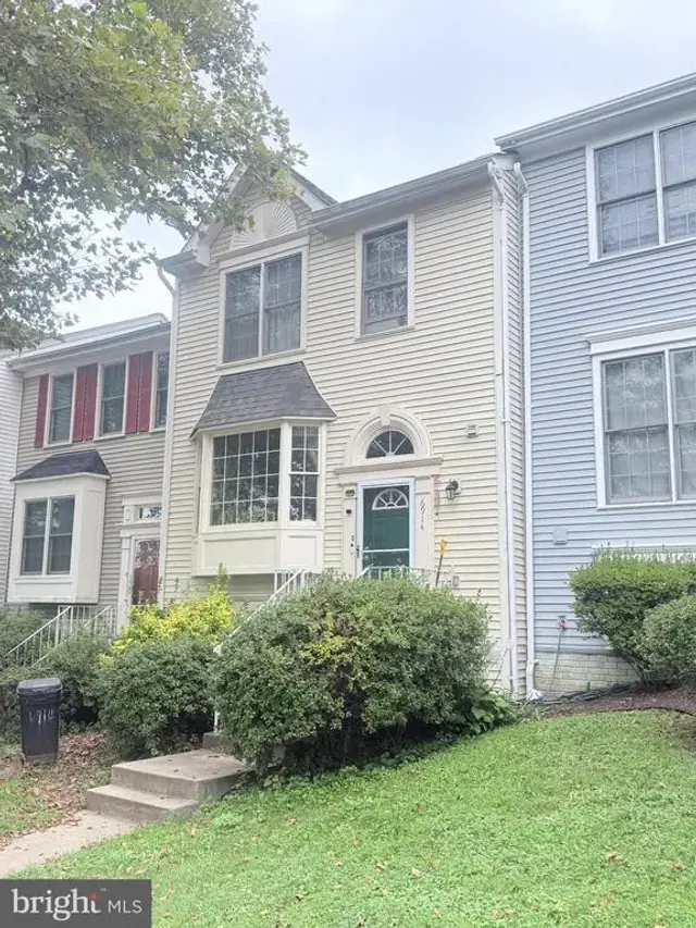 6914 Compton Ln, Centreville