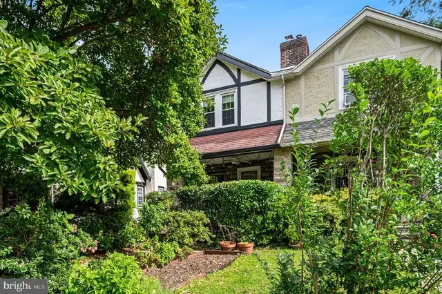 37 Chatham Rd, Ardmore