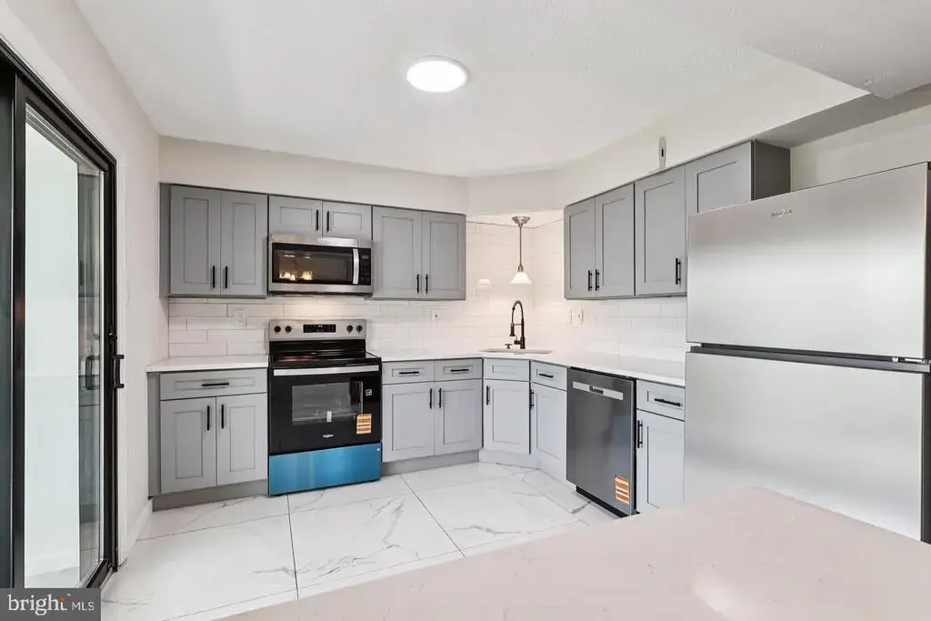 106 Harvest Ln #206, PHOENIXVILLE