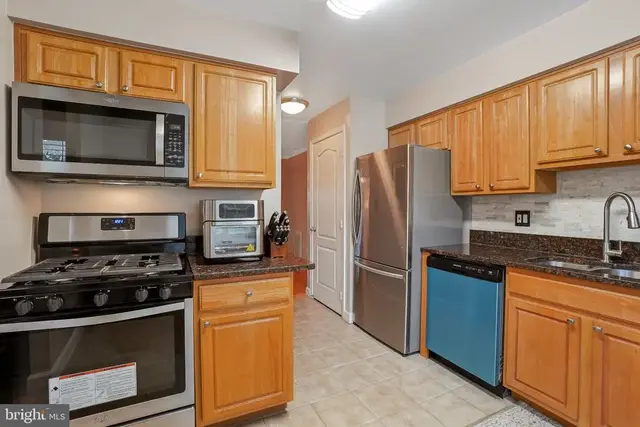 4045 Chesterwood Dr #4045, Silver Spring